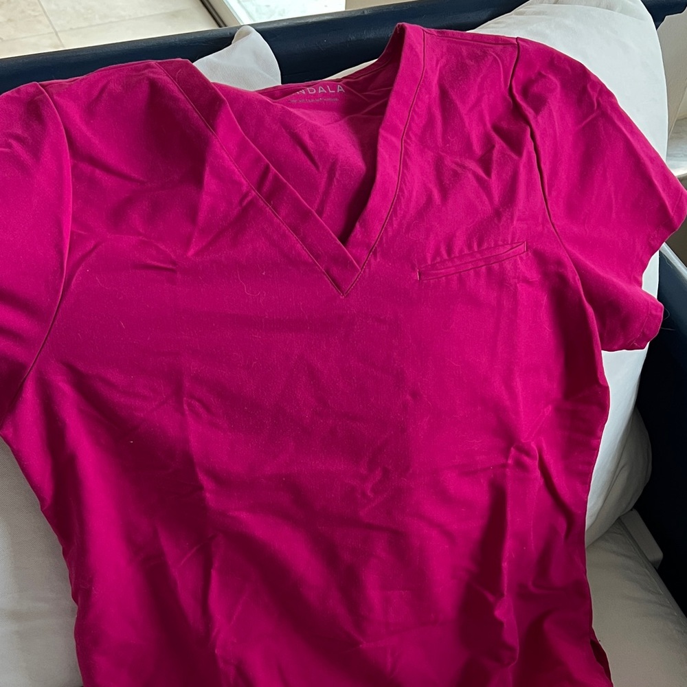 Mandala Hot Pink Scrub Top Size:L